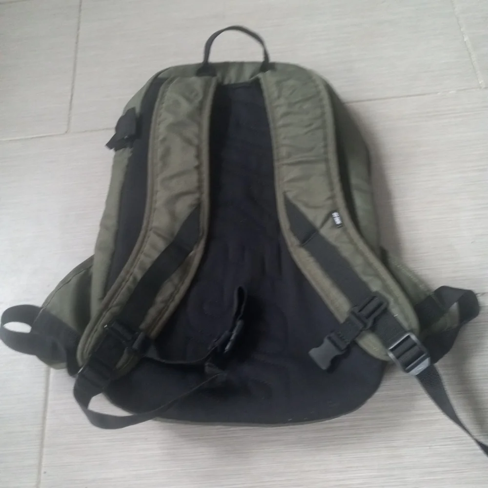 Nike SB RPM Black Skateboard Backpack Bag Carrier Green Sk8 Street RN# 56323